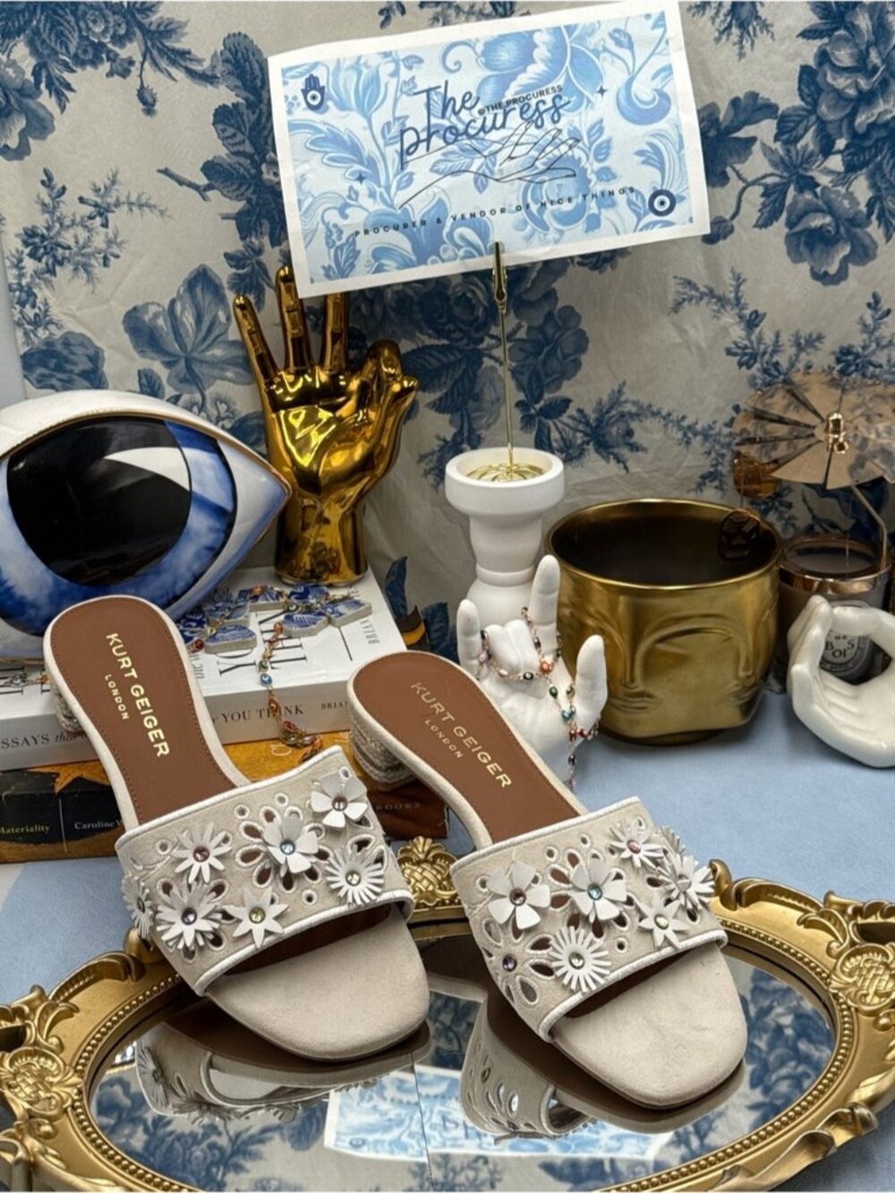 🆕 KURT GEIGER LONDON 🧿 NWOB Flower Power Low Sandal, Bone - Sz 38.5 US 8
